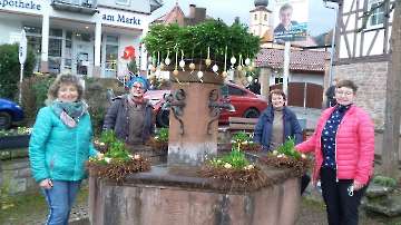 Osterbrunnen Heiligkreuzsteinach